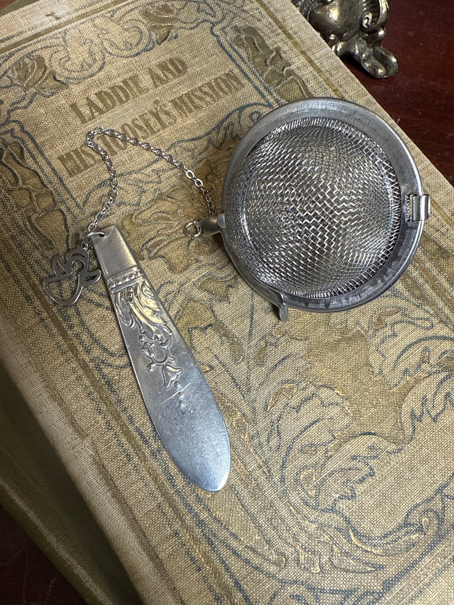 Angel Tea Strainer 
